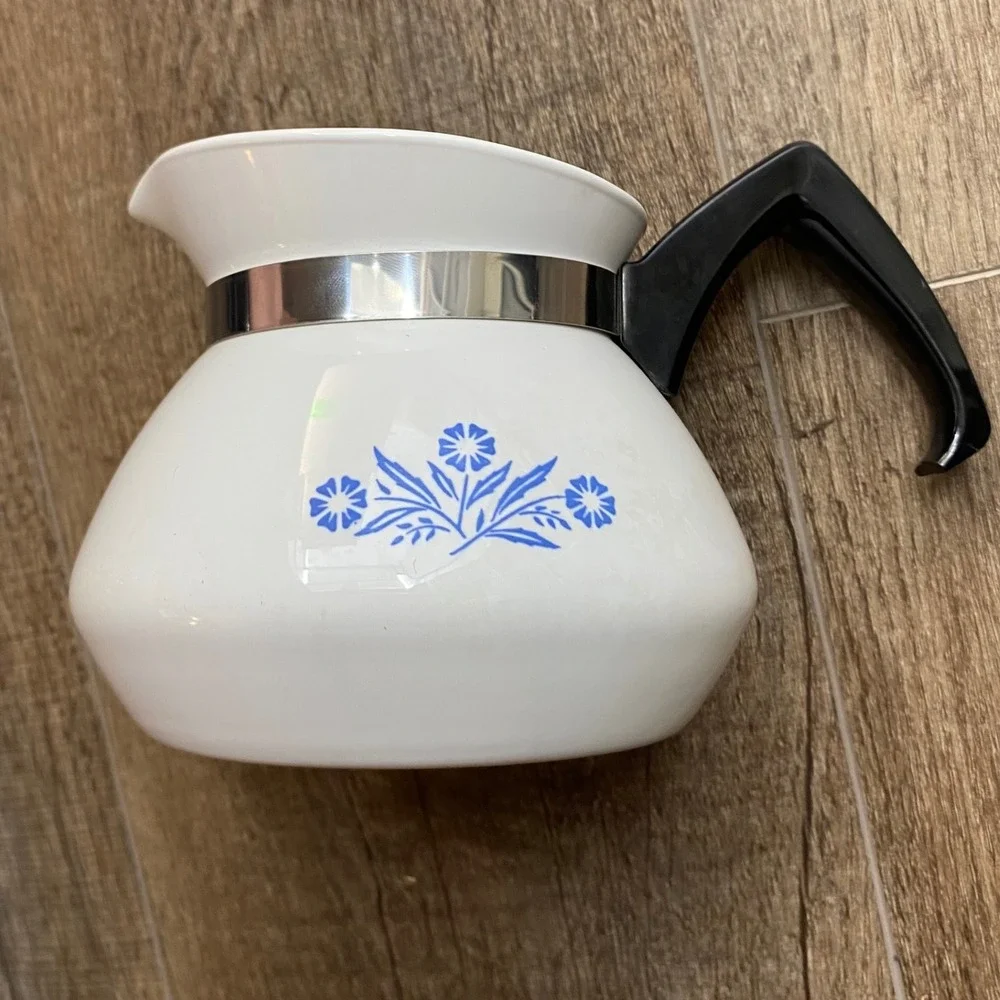 Vintage Corning Ware Cornflower Blue 3 Cup Teapot Beverage Server with Lid USA